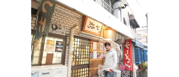 王子も頻繁に並ぶほどの人気店