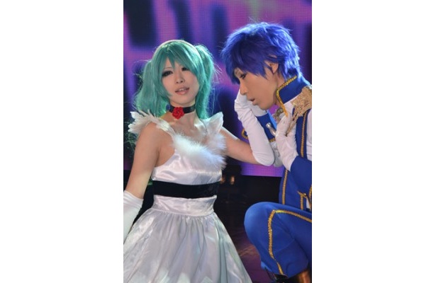 【写真】楽曲に合わせて、さまざまなバリエーションの初音ミクが登場！