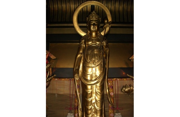 霊山寺辯天堂の聖観音像