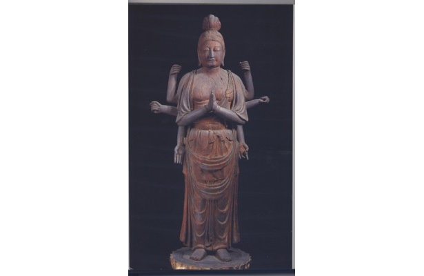 大安寺讃仰殿の不空羂索観音立像