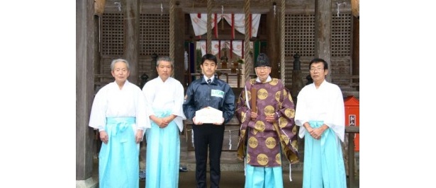 【写真】京都府髙倉神社へ実際に奉納したときの様子を紹介！