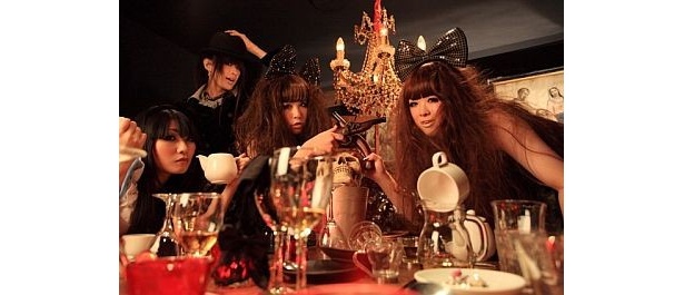 第1弾写真集「女々男子」のカット