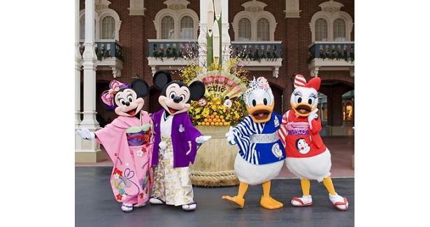 画像1 7 羽織袴姿のミッキーも登場 東京ディズニーリゾートで5日間限定のお正月イベントが開催 ウォーカープラス