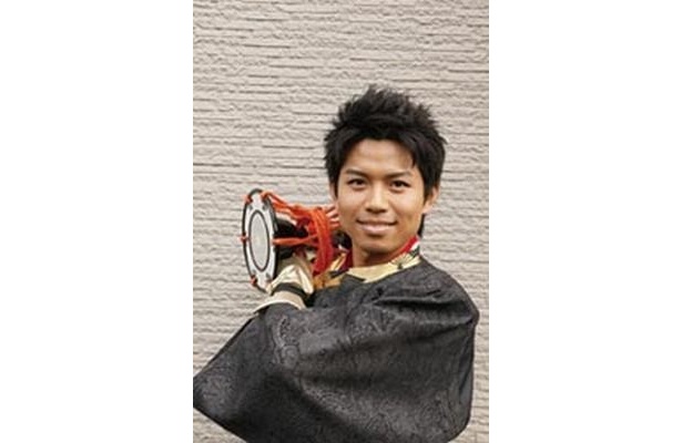 男らしい面持ちだが、太鼓を奏でる優しさを持つ四男・平知盛
