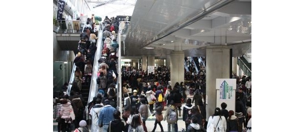 すごい人！ 会場の様子