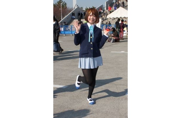平沢唯コスの全身ショット！