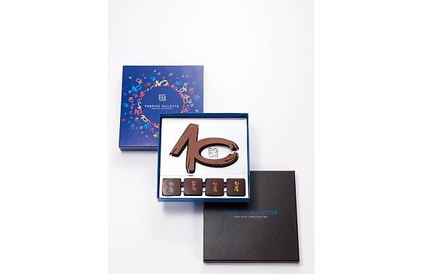 4つのボンボンショコラと「10」のショコラ！「ファブリス・ジロット」の「エクセプショナル」5250円