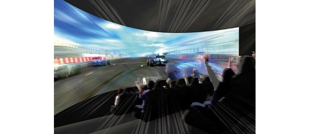 7月オープン「レーシングシアター」はモータースポーツ体験型のアトラクション！