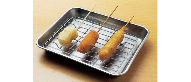 串カツの人気店「だるま」で実施中の「関西ウォーカーセット」