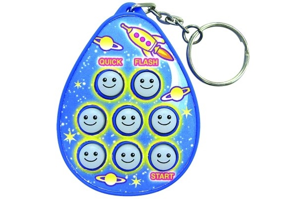 「クイックフラッシュキーチェーン」（1260円）も姉妹品！