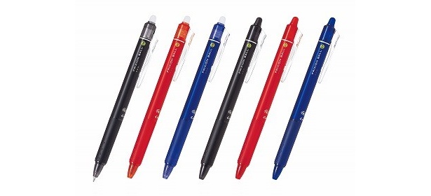 2010年7月に発売された、初の消せるノック式ボールペン「フリクションボール ノック」(241円)