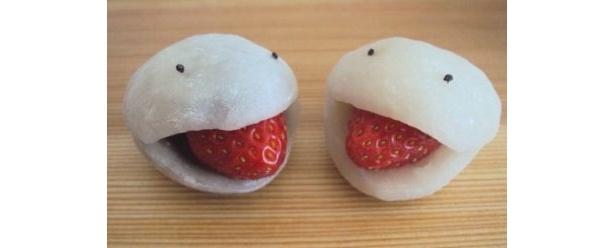 キモ可愛い!? 妖怪化した苺大福が下町の和菓子店で人気