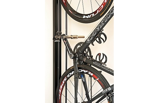 クランクを引っ掛けることで、愛車へ負荷を掛けるストレスが解消！