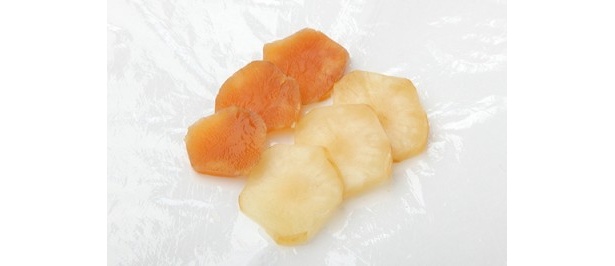 菊芋の漬物 みそ漬（上）、 酒糟漬（下、およねさん城下町店）各¥350