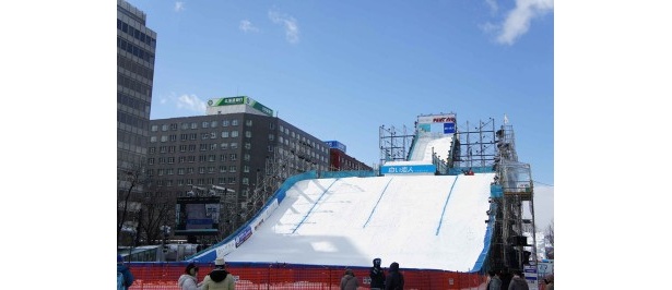 白い恋人パークエアのナイトセッション、どーもくんやドラえもんも登場！さっぽろ雪まつり残り2日間はイベント目白押し！　　　