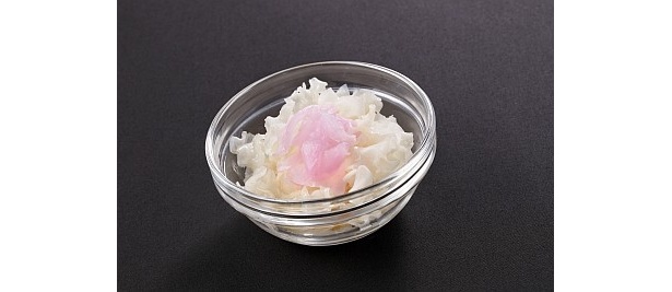 フェア後半に登場するメニューにも注目！「ステラのふわふわサラダ」