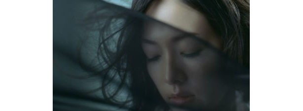 顔を伏せてしまう