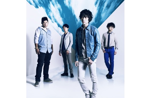 オープニング曲を担当するHemenway(ヘメンウェイ)