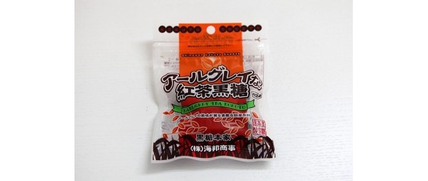 「アールグレイな紅茶黒糖」(126円/40g)