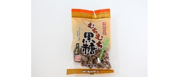 むちむちシリーズの元祖？むちむち黒糖(263円/180g)