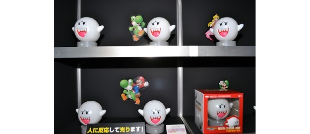 スーパーマリオシリーズのテレサをかたどったグッズも