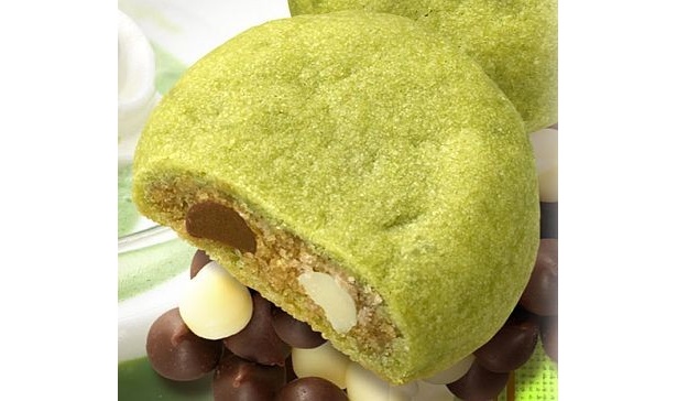 コチラにはチョコチップとホワイトチョコチップの2種類をIN！