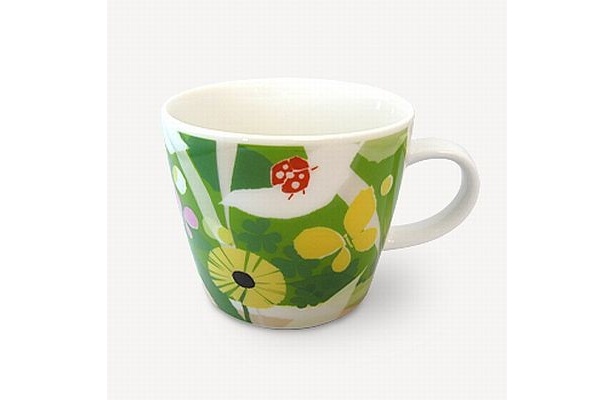 「てんとうむしマグ」(1200円/350ml)は、背が低く広めの飲み口でカプチーノやラテはもちろん温かいスープにもオススメ