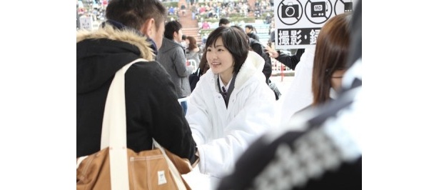 【写真】3月3日によみうりランドで行われた全国握手会で。写真は生駒里奈
