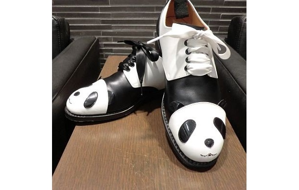 上野の“パンダ革靴”がかわいい！ルー大柴も絶賛