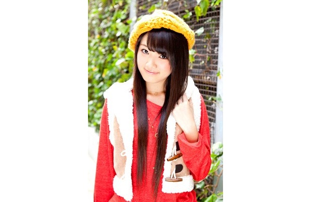 MARIこと高橋麻里ちゃん。ちょっぴり上目遣いで微笑む姿にドキっ
