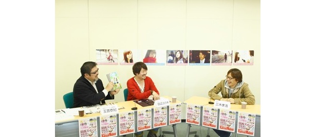 2/15にUSTREAM生中継された『僕等がいた』（前篇：3/17公開、後篇：4/21公開）三木孝浩監督インタビューの様子。インタービューのアーカイブは「関西ウォーカーTV」をチェック！