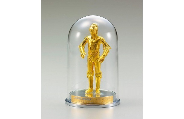 純金製のC-3POは50万円！希少なスター・ウォーズ公開35周年記念グッズが登場