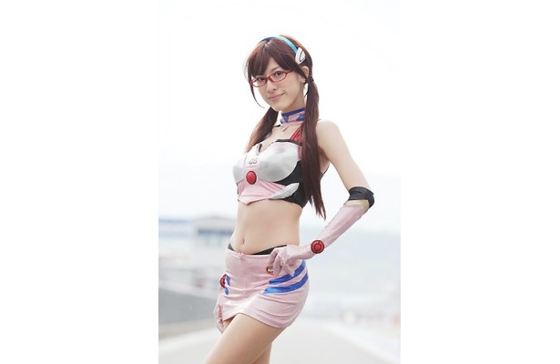 真希波・マリ・イラストリアスに扮する高塚麻奈さん