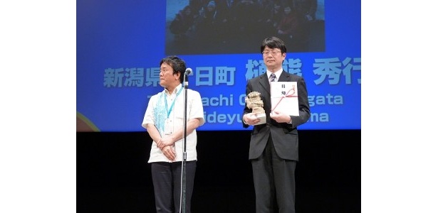 【画像を見る】“Laugh＆Peace”をテーマに開催された「第4回沖縄国際映画祭」クロージングセレモニーの様子