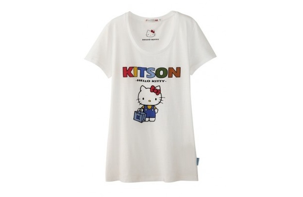 ユニクロ×kitson×キティちゃんのトリプルネームTシャツが登場 