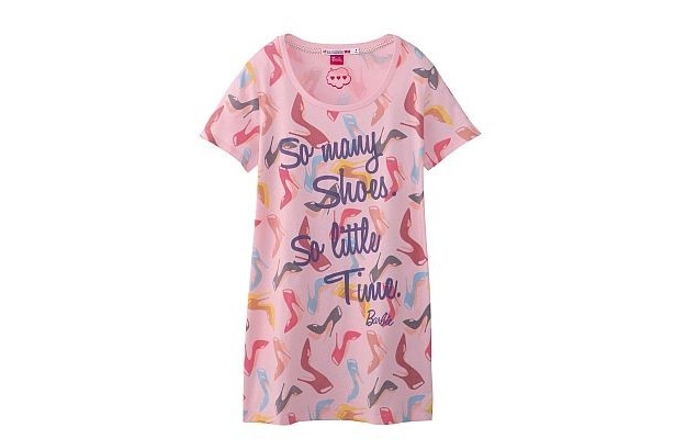 可愛いバービーTシャツがユニクロから発売！