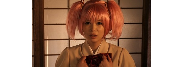 周囲に翻弄されるヒロイン・まどかをしょこたんが好演