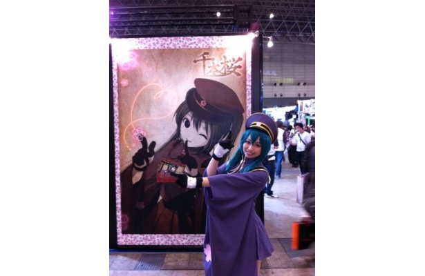 ニコニコ動画で人気な「千本桜」のコスプレも登場。我らが角川グループのブースで会えるぞ！