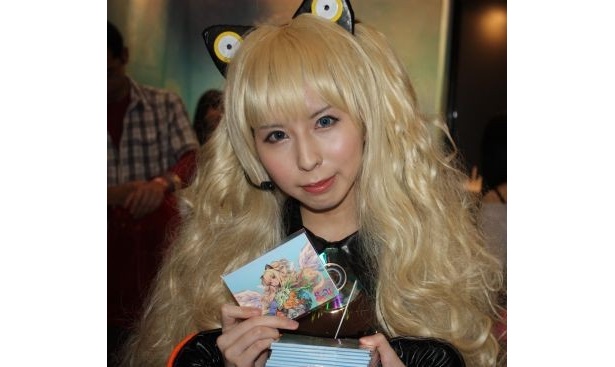 韓国生まれのキャラ「SeeU」