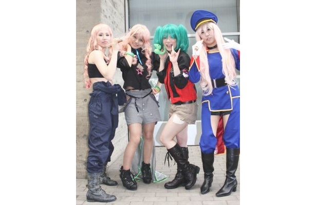 元気な4人組み！