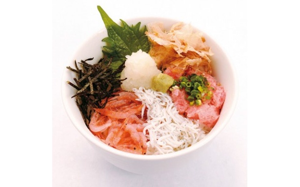 「駿河丸」の“三色丼”