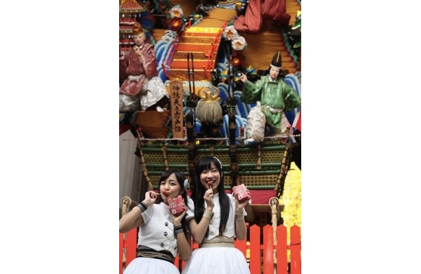 「じゃ～ん。これが飾り山で～す。おっきいでしょ」とくるみん