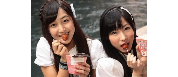 「噴水を見ながら食べると、よりからあげクンが美味しい！」とくるみん 
