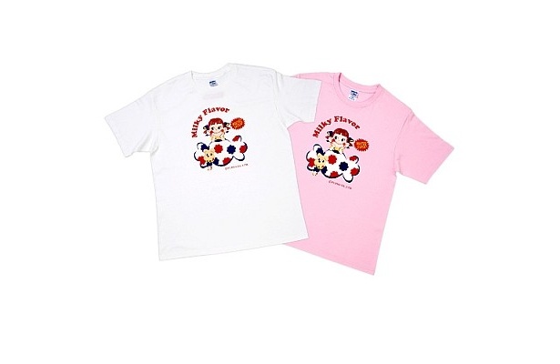 「ペコちゃんミルキーTシャツ」(各2520/全2種類)