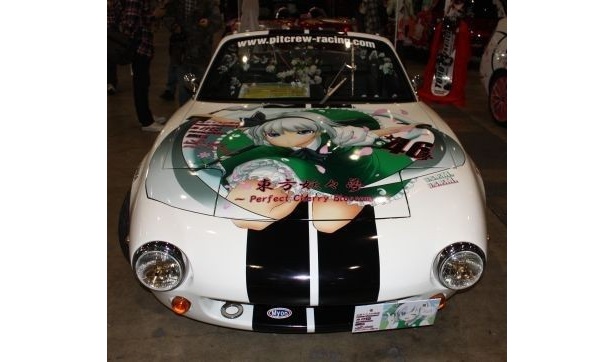 東方Project柄の痛車も展示された