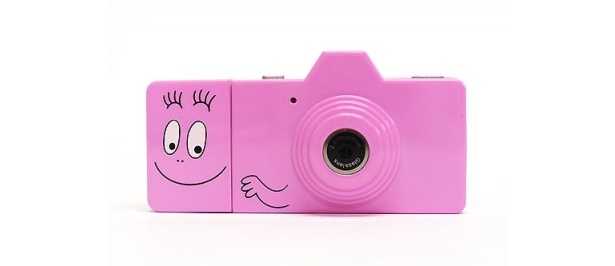バーバパパと子どもたちが極小サイズのカメラになって登場！