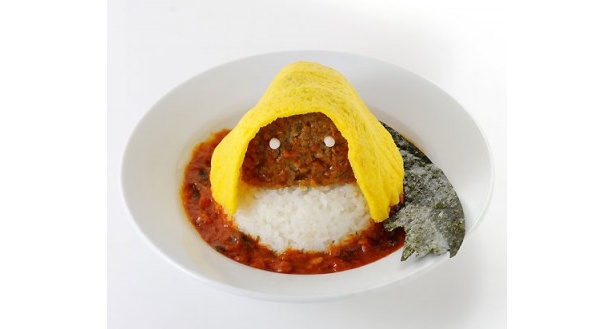 神原駿河に取り憑いたレイニー・デヴィルをイメージした「二段ジャンプ ハンバークプレート」(840円)