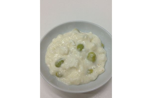 マヨネーズソースには、枝豆と長芋がイン