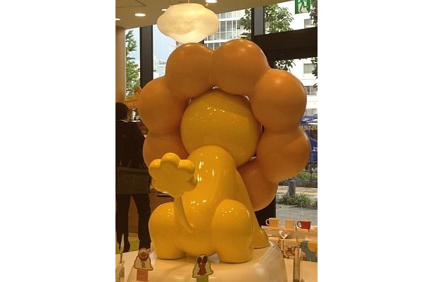 オブジェの後ろ姿。かわいすぎる…