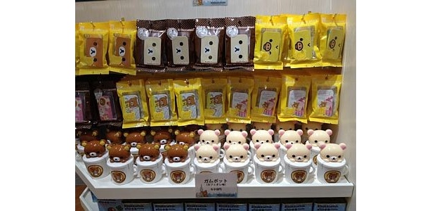 ガムなどのお菓子も豊富